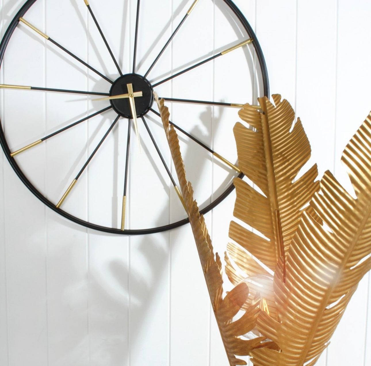 Banana Leaf Gold Lamp