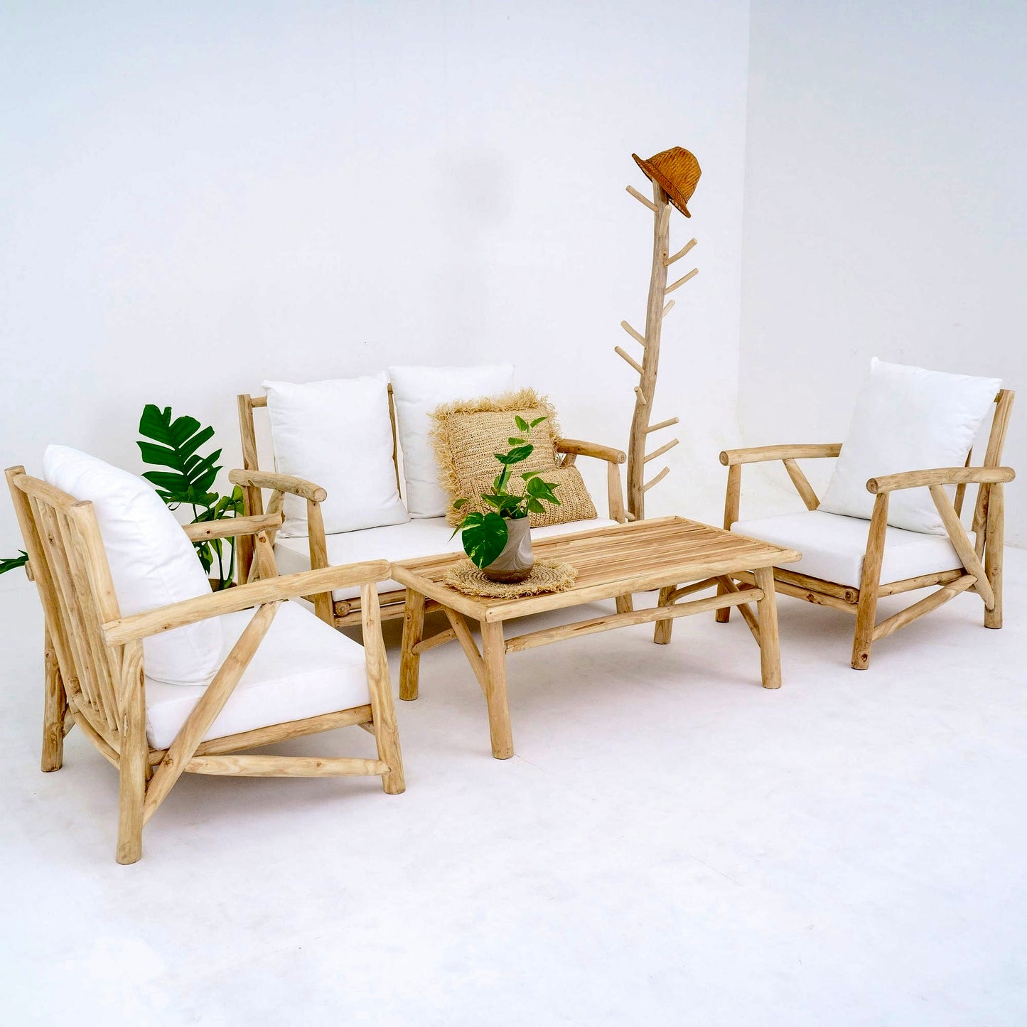 Kafelonia Armchair