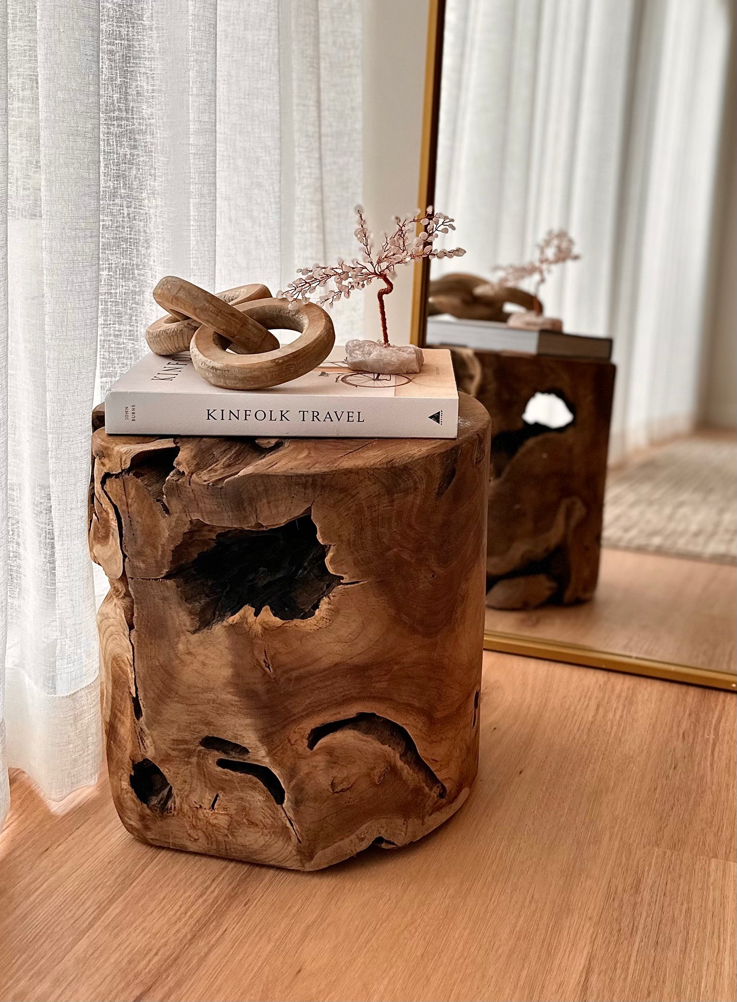 Kibu Trunk Stool