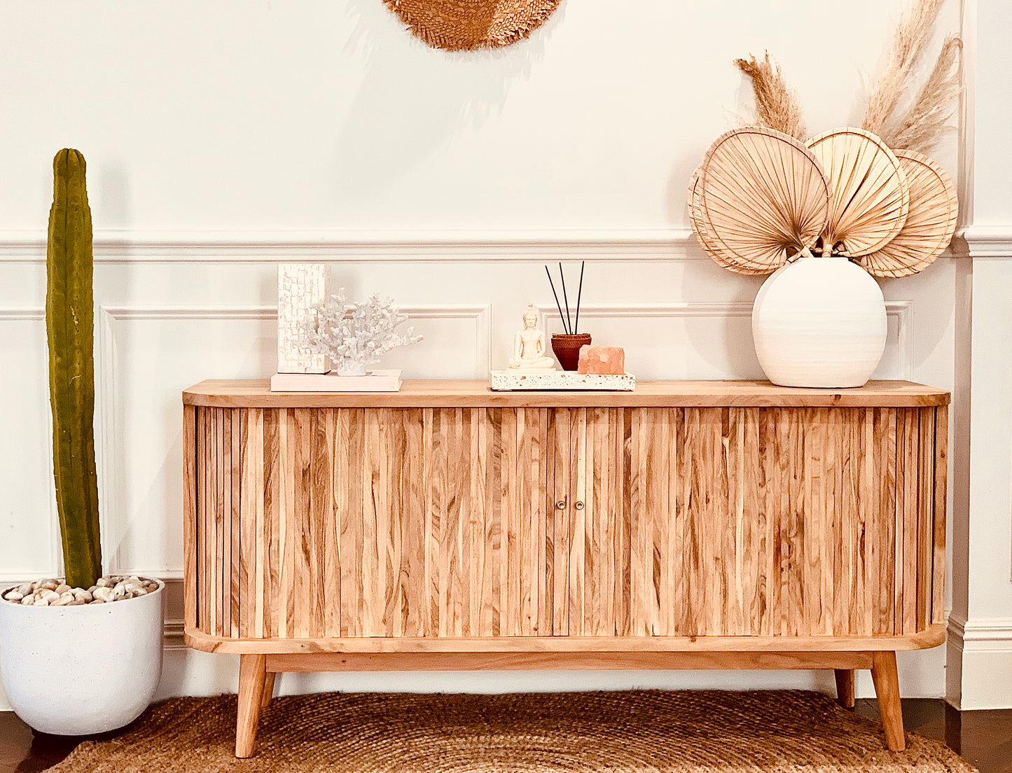 Como sideboard