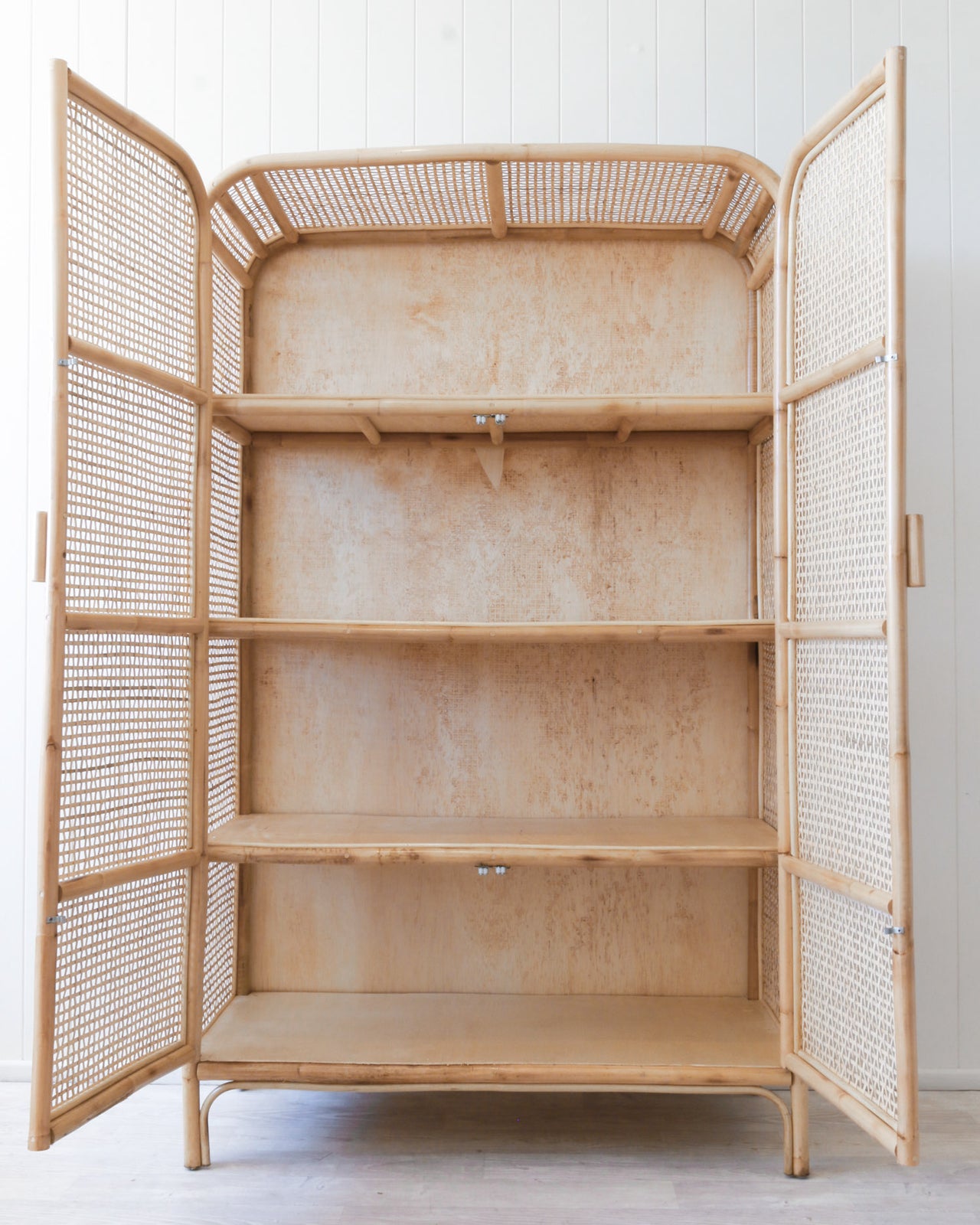 Chester wide Rattan Cabinet