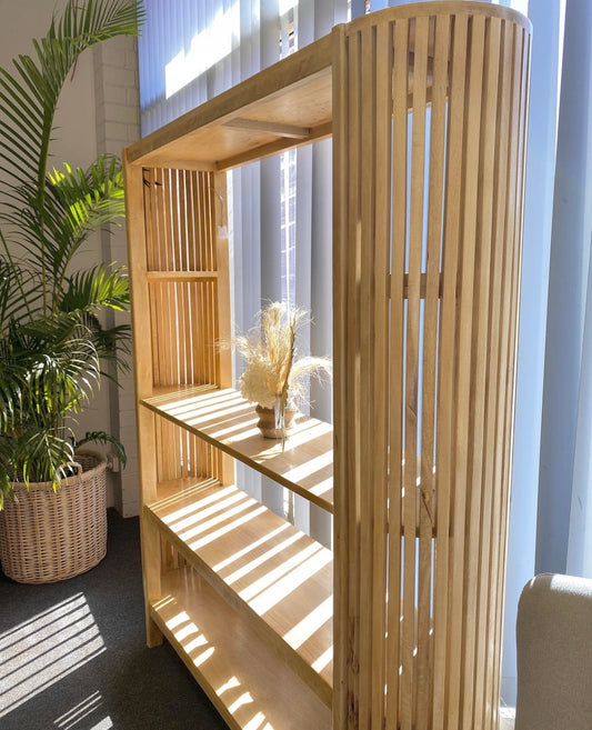 Oblong Curved Shelf