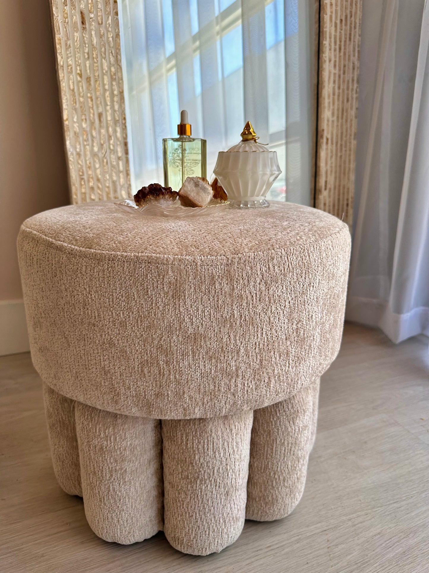 Mijo Boucle Stool