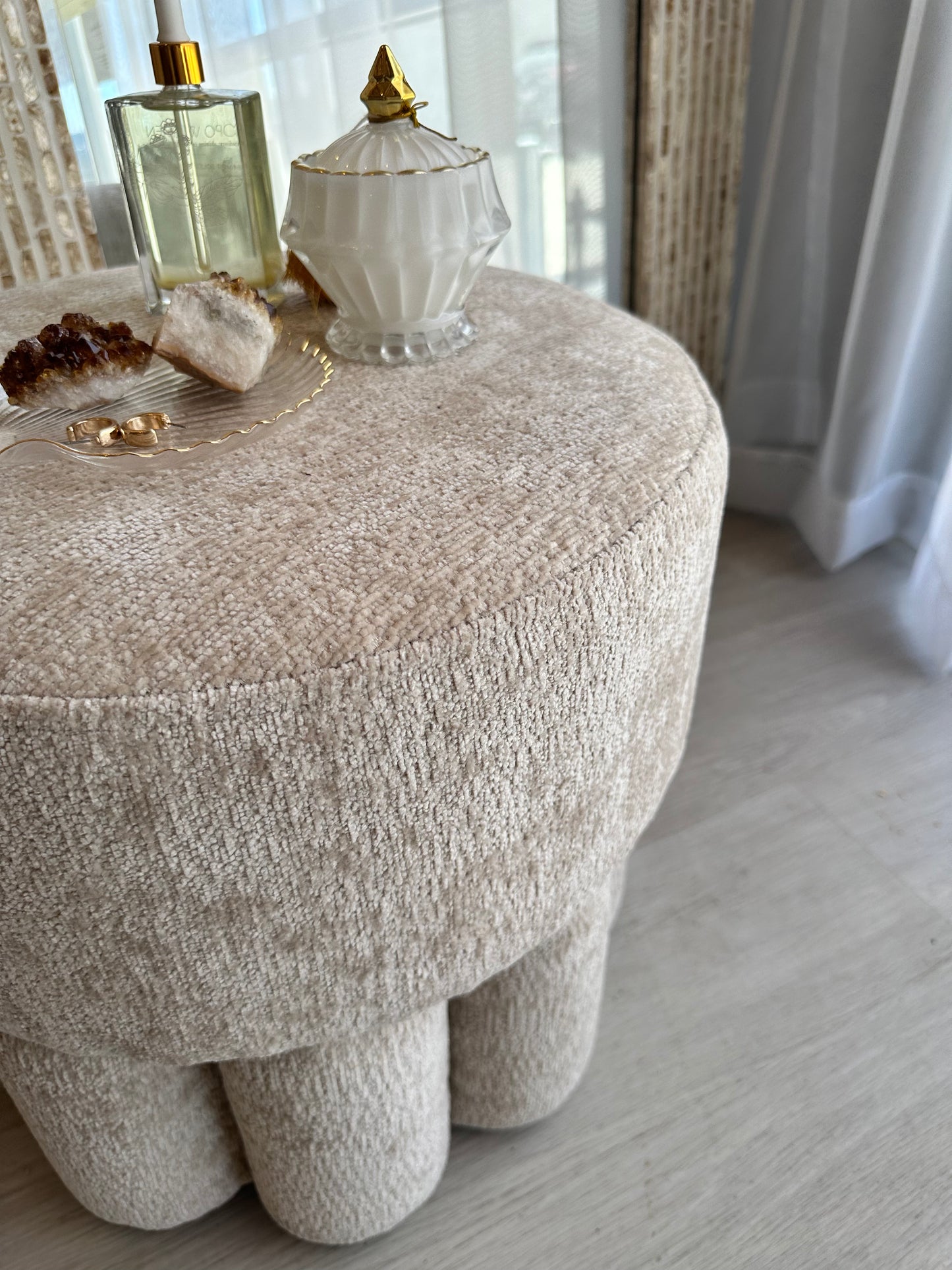 Mijo Boucle Stool