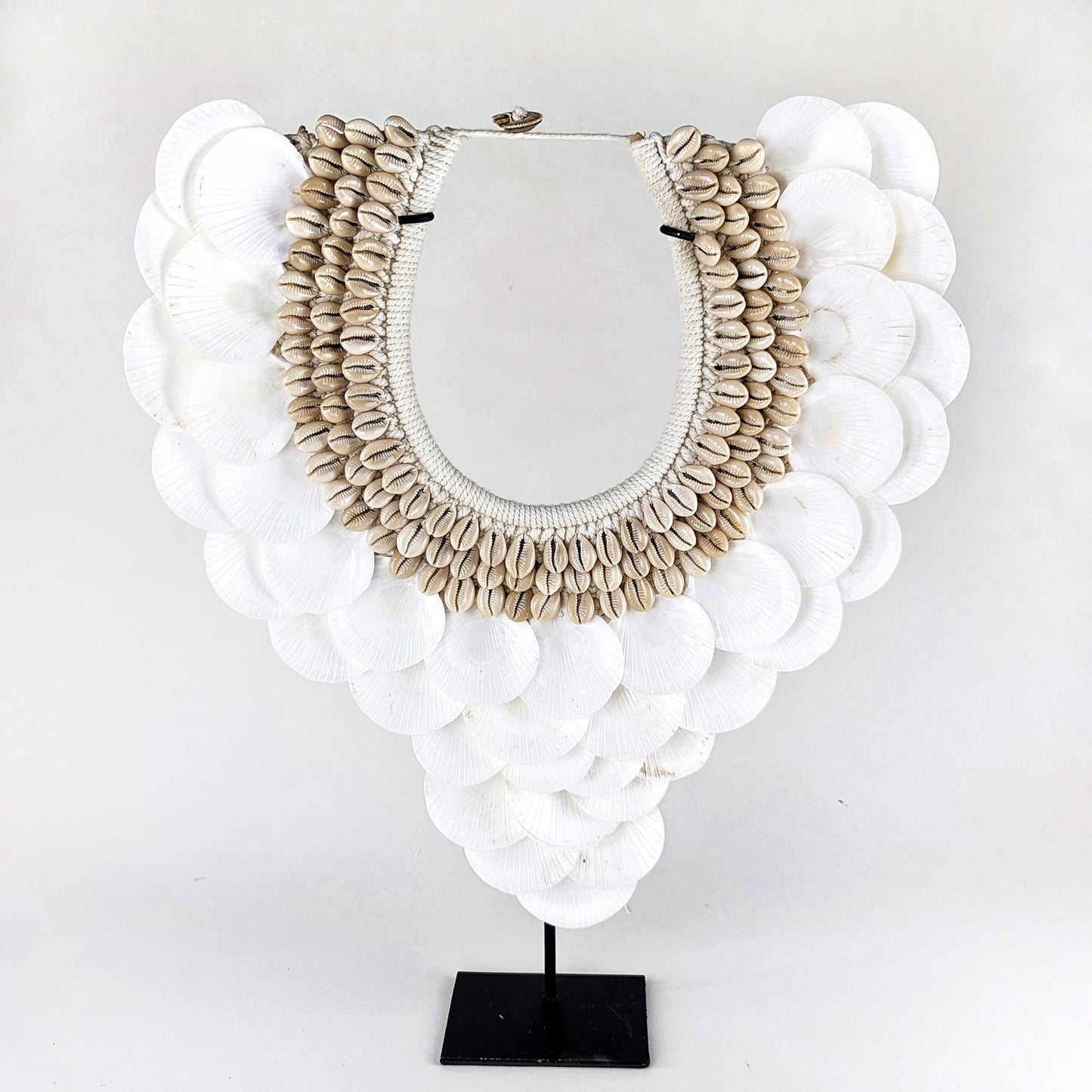 Scallop Necklace Stand