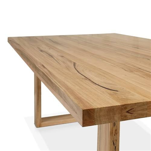 Landen Dining table