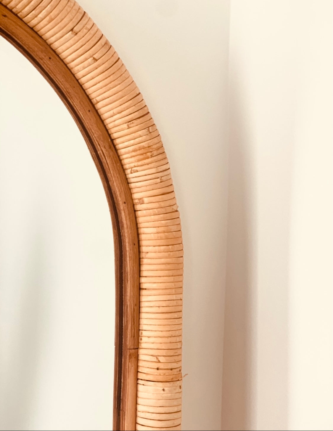 Sangria Lean Arch Mirror